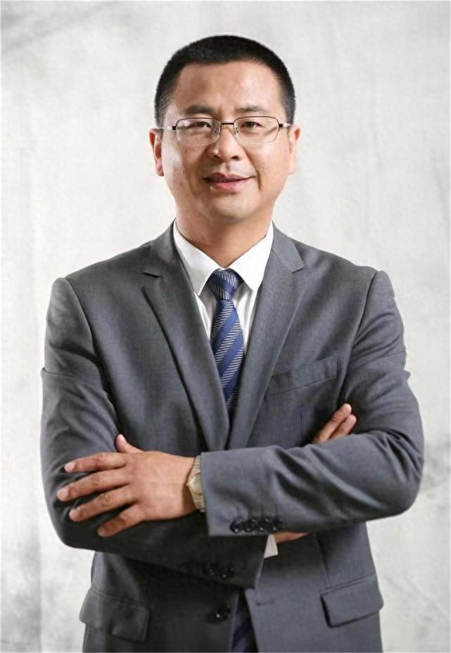 tpwallet官网最新版本下载|tpwallet官网最新版|你的数字通用钱包-程伟雄谈阿迪耐克等国际品牌在中国市场策略及国产运动品牌国际化现状