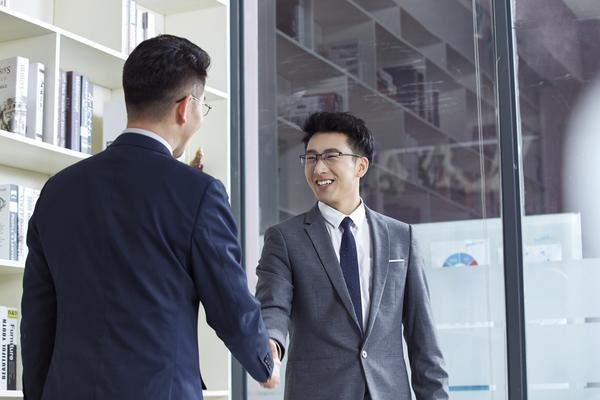 中国虚拟货币排名前十：比特币、以太坊、莱特币等市场占有率与知名度解析