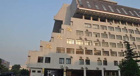 李嘉诚的商业机遇与挑战_李嘉诚成功的机遇_李嘉诚的创业机会是什么