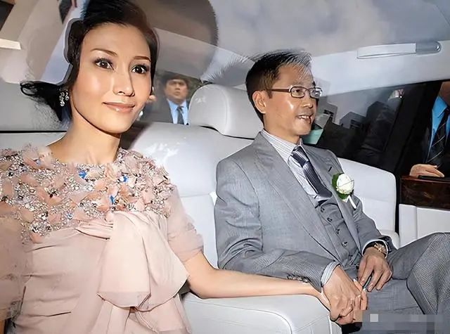 用电高峰低谷时间_林青霞的职业生涯高峰与低谷_高峰低谷电的时间段