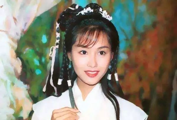 戏剧家朱茵_戏剧人生朱琳_朱茵的戏剧角色与人生感悟