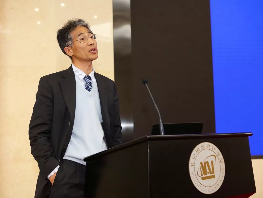 加密货币技术分析_理解加密货币对传统行业的冲击：如何推动业务的数字化转型_加密货币对银行冲击