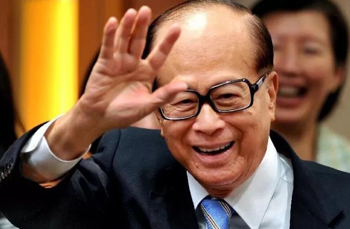 李嘉诚经营策略_李嘉诚经营模式_李嘉诚的商业运营与成就
