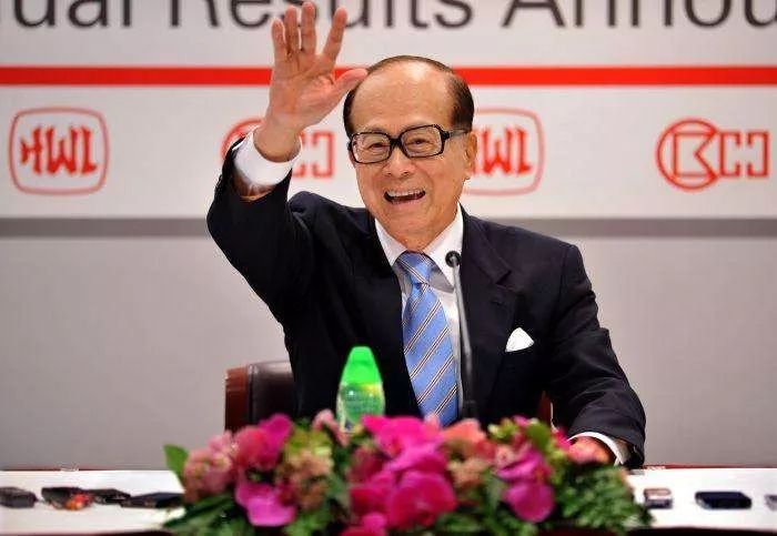 李嘉诚经营策略_李嘉诚经营模式_李嘉诚的商业运营与成就