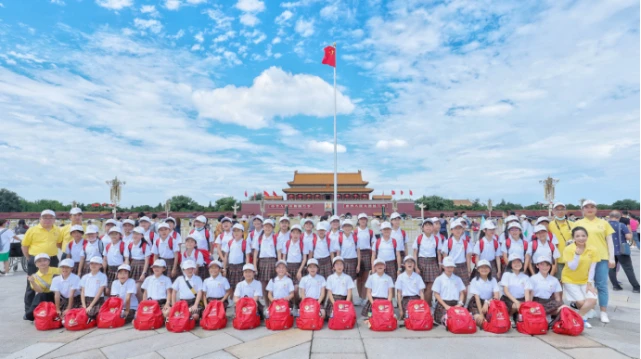 一汽奥迪携手中国儿童少年基金会启动春蕾梦想成长营，助力贫困女童成长与教育