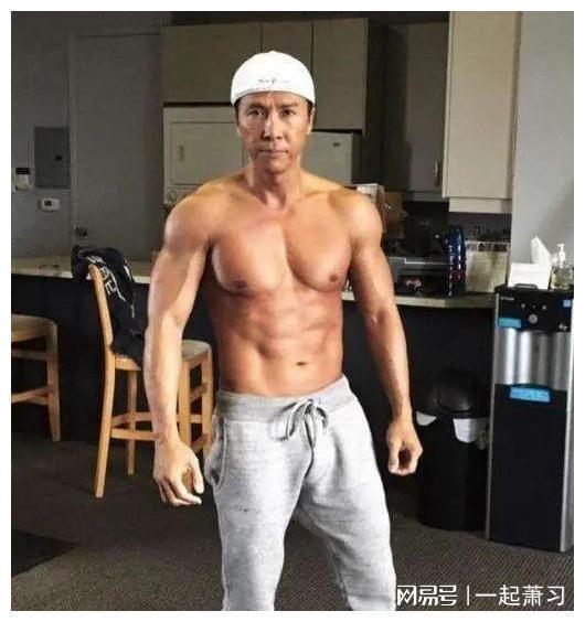 吴樾的多重身份：演员与武术师_吴樾武术表演视频_武术男演员吴樾