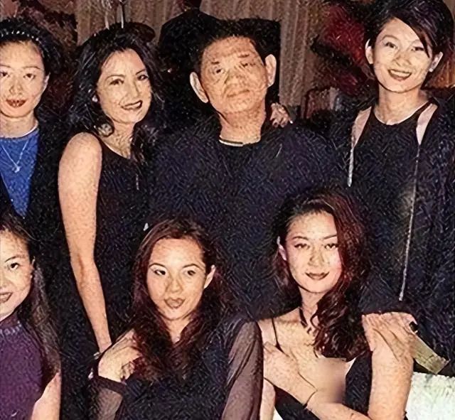 林青霞的职业生涯高峰与低谷_林青霞成就_林青霞巅峰时美照