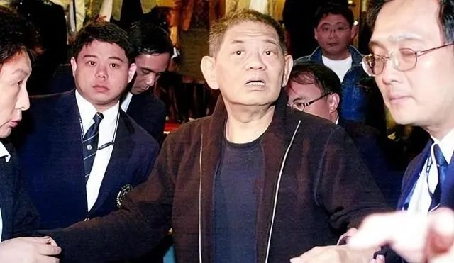 林青霞的职业生涯高峰与低谷_林青霞成就_林青霞巅峰时美照