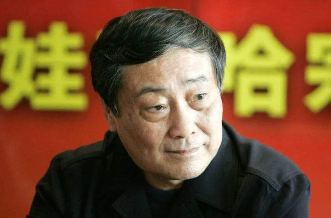 从基层到上市：钟睒睒的商业传奇_从基层到上市：钟睒睒的商业传奇_从基层到上市：钟睒睒的商业传奇