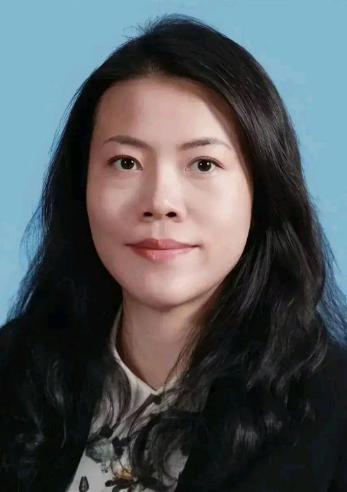 从基层到上市：钟睒睒的商业传奇_从基层到上市：钟睒睒的商业传奇_从基层到上市：钟睒睒的商业传奇