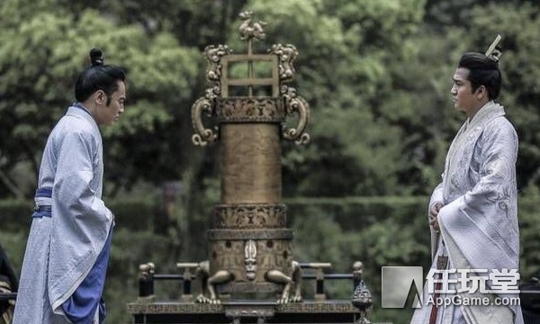 荀攸在三国历史中的角色_三国人物荀攸_三国演义中荀攸