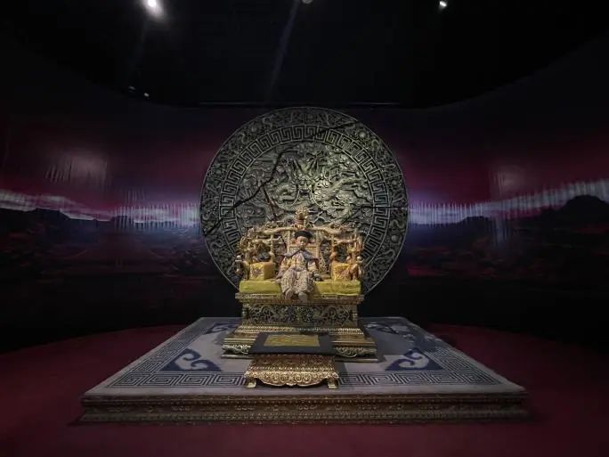 清代溥仪_清朝最后一个皇帝溥仪的传奇_大清朝溥仪