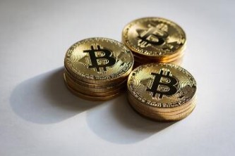 usdt交易平台软件官网app_比特币app官网下载软件