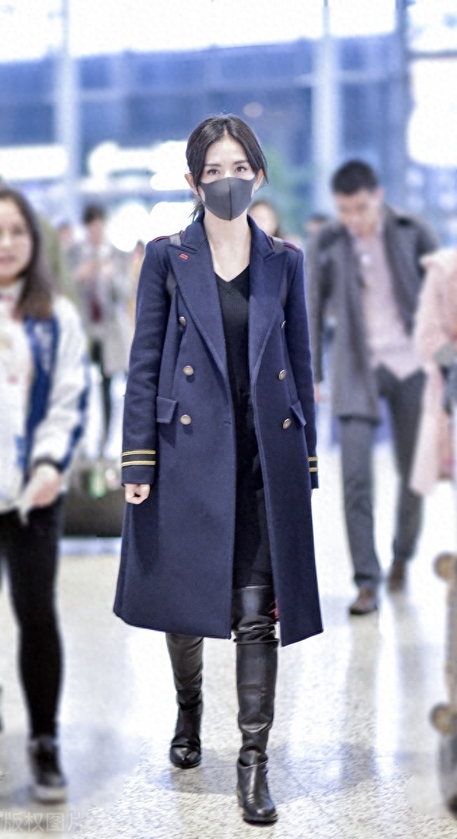 谢娜带三位女儿看张杰演唱会：家庭时光成焦点，互动引热议